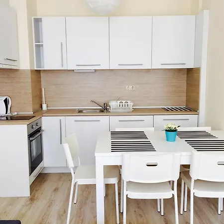 Psb In South Bay Apartment *